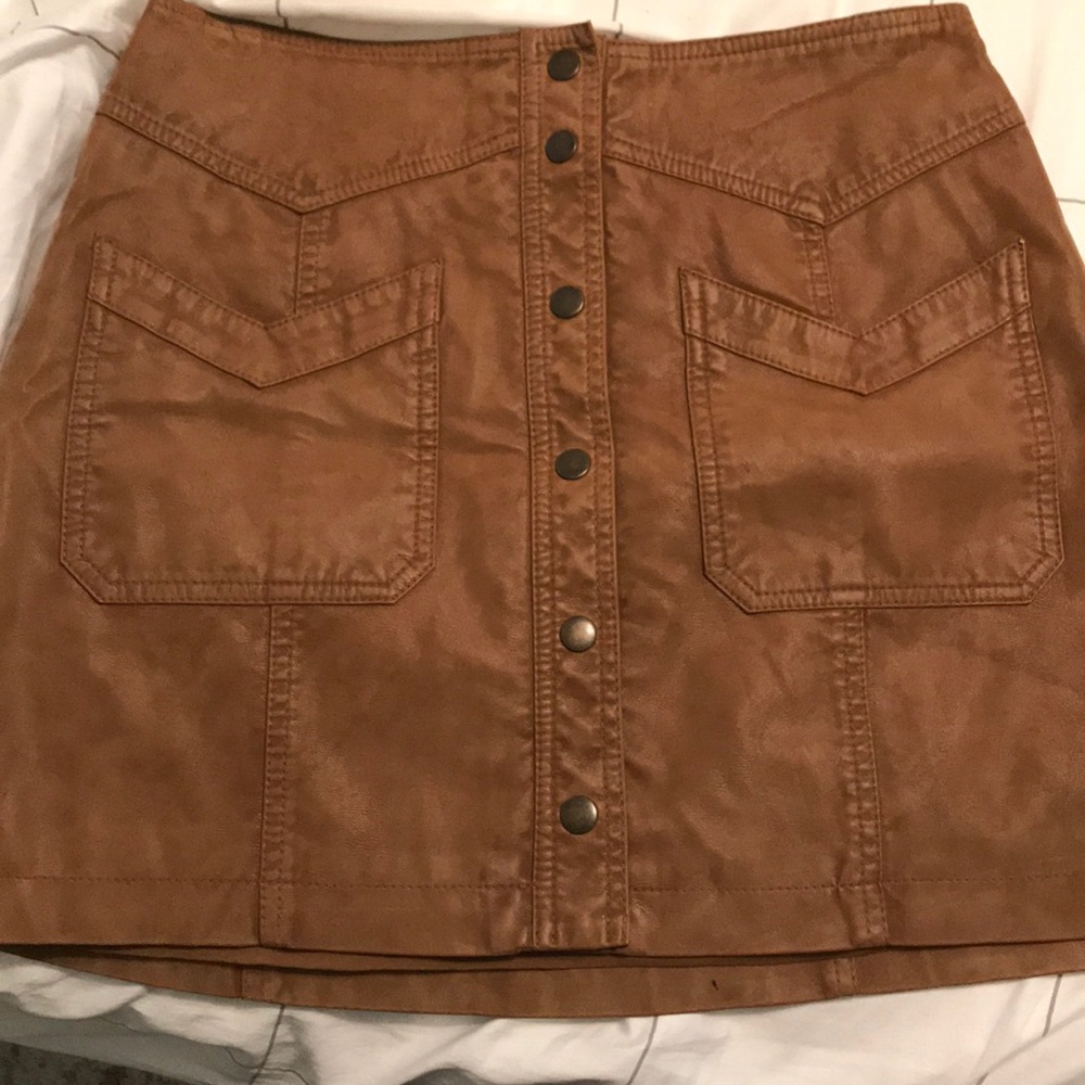 Free people suede like skirt size 6